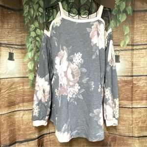 NWOT Now N Forever Cold-Shoulder